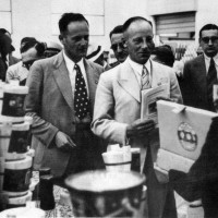 Il sottosegretario di Stato all'agricoltura del Reich, Herbert Backe, in visita alla Cooperativa Frutticoltori di Massa Lombarda in occasione del Primo congresso italo-tedesco di agricoltura, 2 luglio 1939