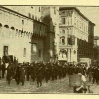 L’autotreno del grano a Bologna, in «Il Comune di Bologna, rivista mensile del Comune», ottobre 1930, Biblioteca dell'Archiginnasio, Bologna