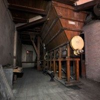 Tramoggia situata al primo piano, Massimo Brunelli - Associazione Amici delle Vie d’Acqua e dei Sotterranei di Bologna / Bologna sotterranea®.